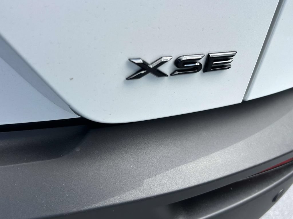 New 2026 Toyota C-HR AWD/4WD image 11