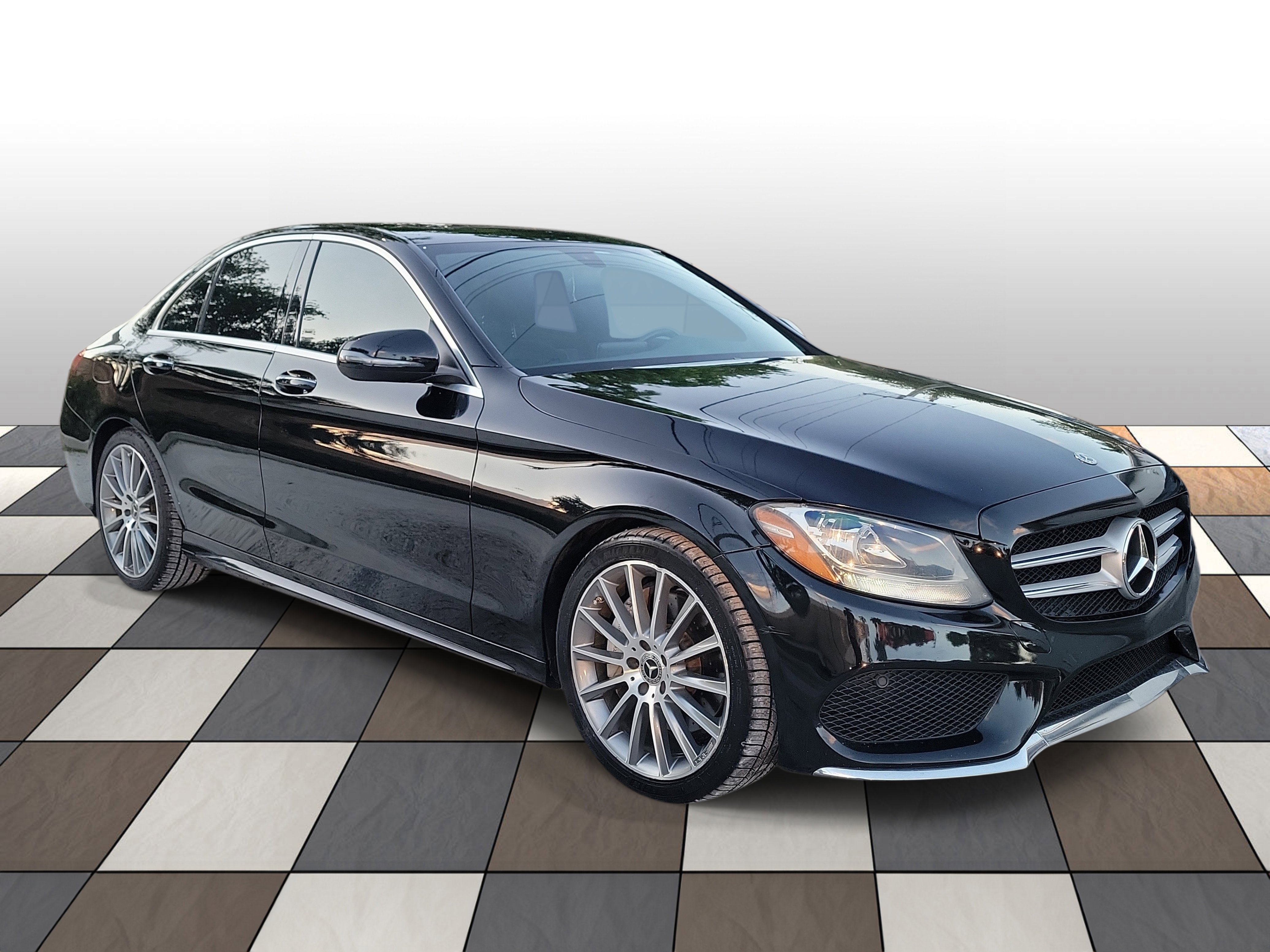 Used 2018 Mercedes-Benz C 300 Sedan image 2