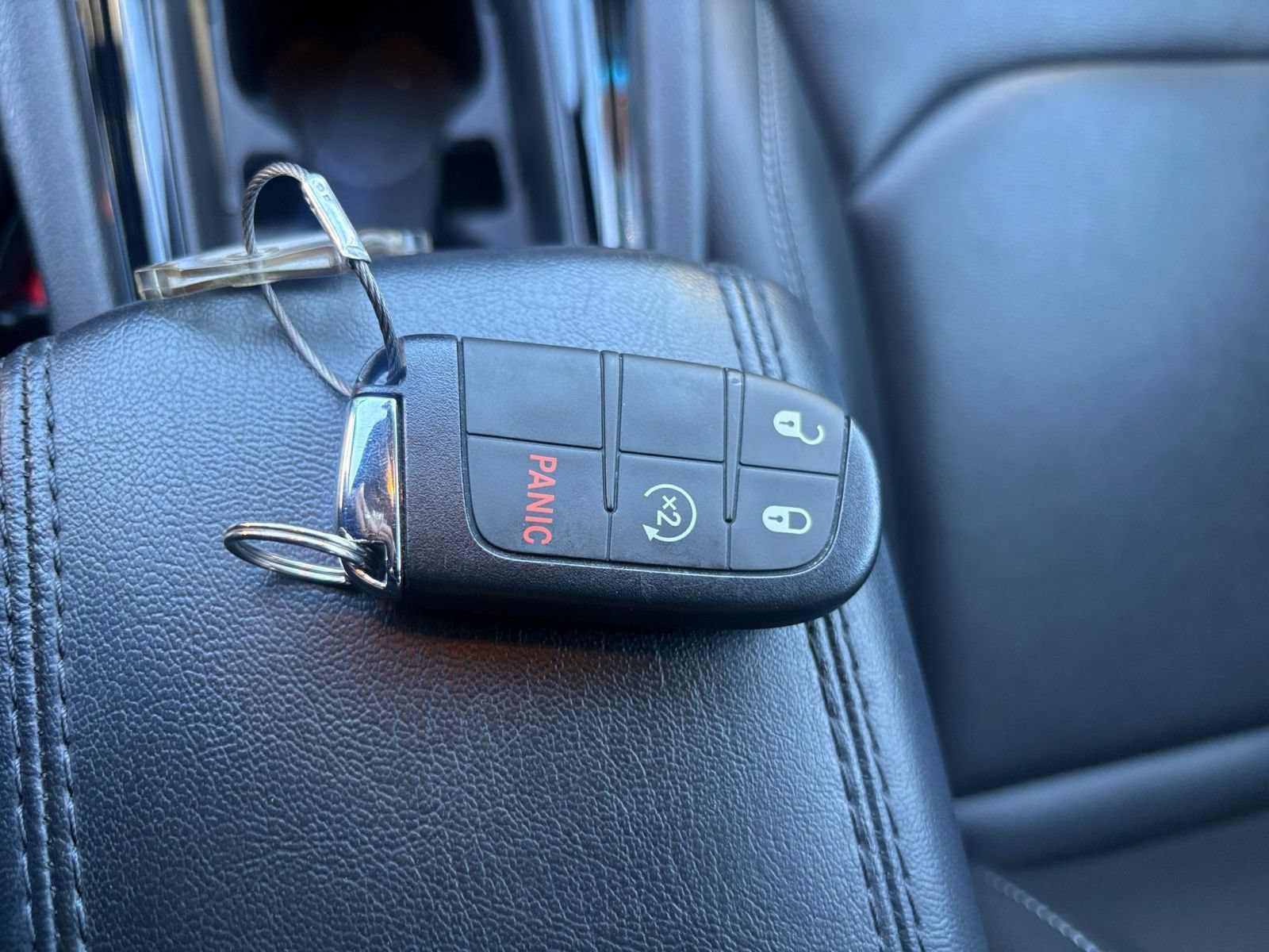 Used 2025 Jeep Compass Limited AWD/4WD image 21