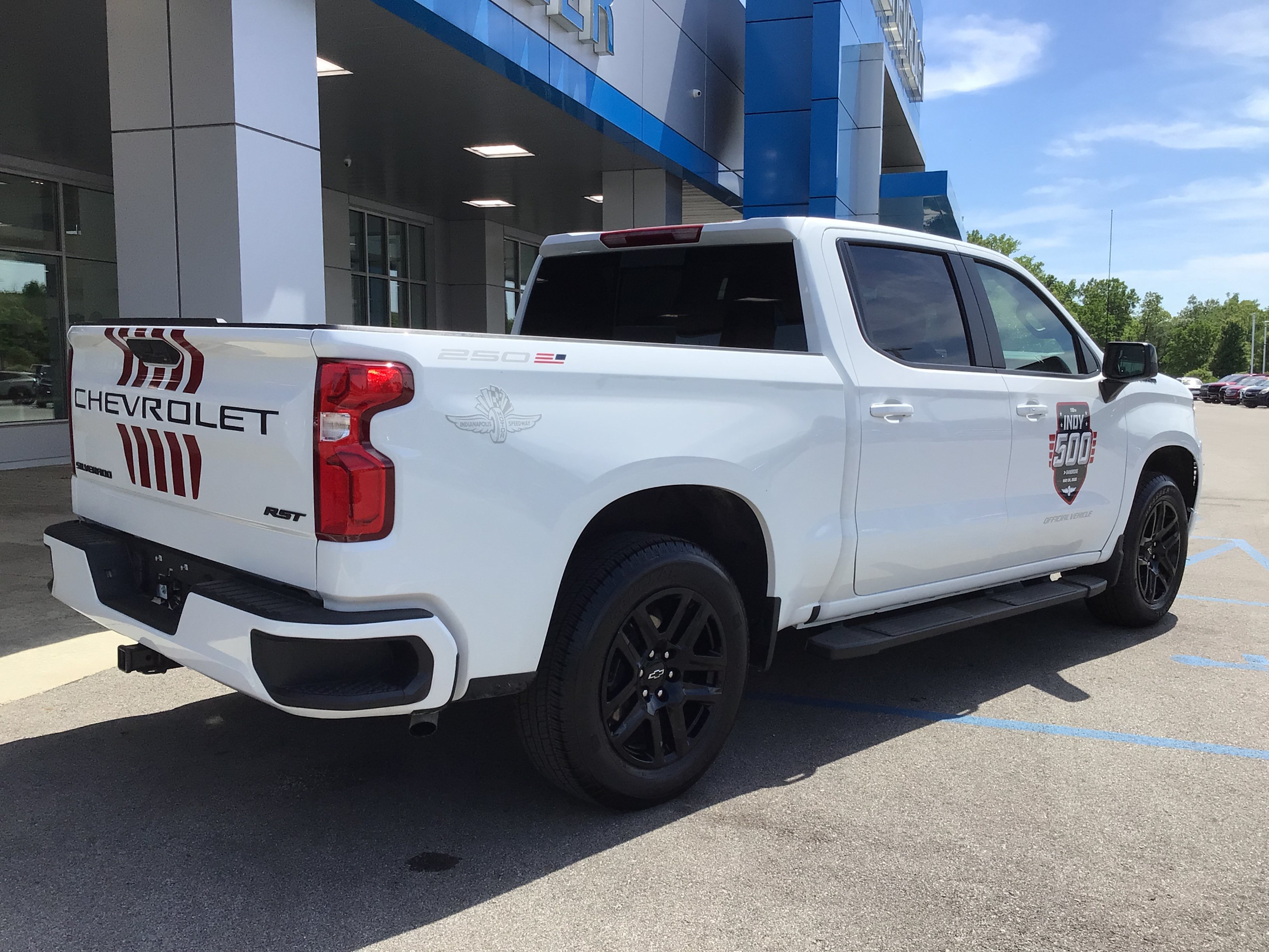 New 2026 Chevrolet Silverado 1500 RST w/ Convenience Package II AWD/4WD image 6