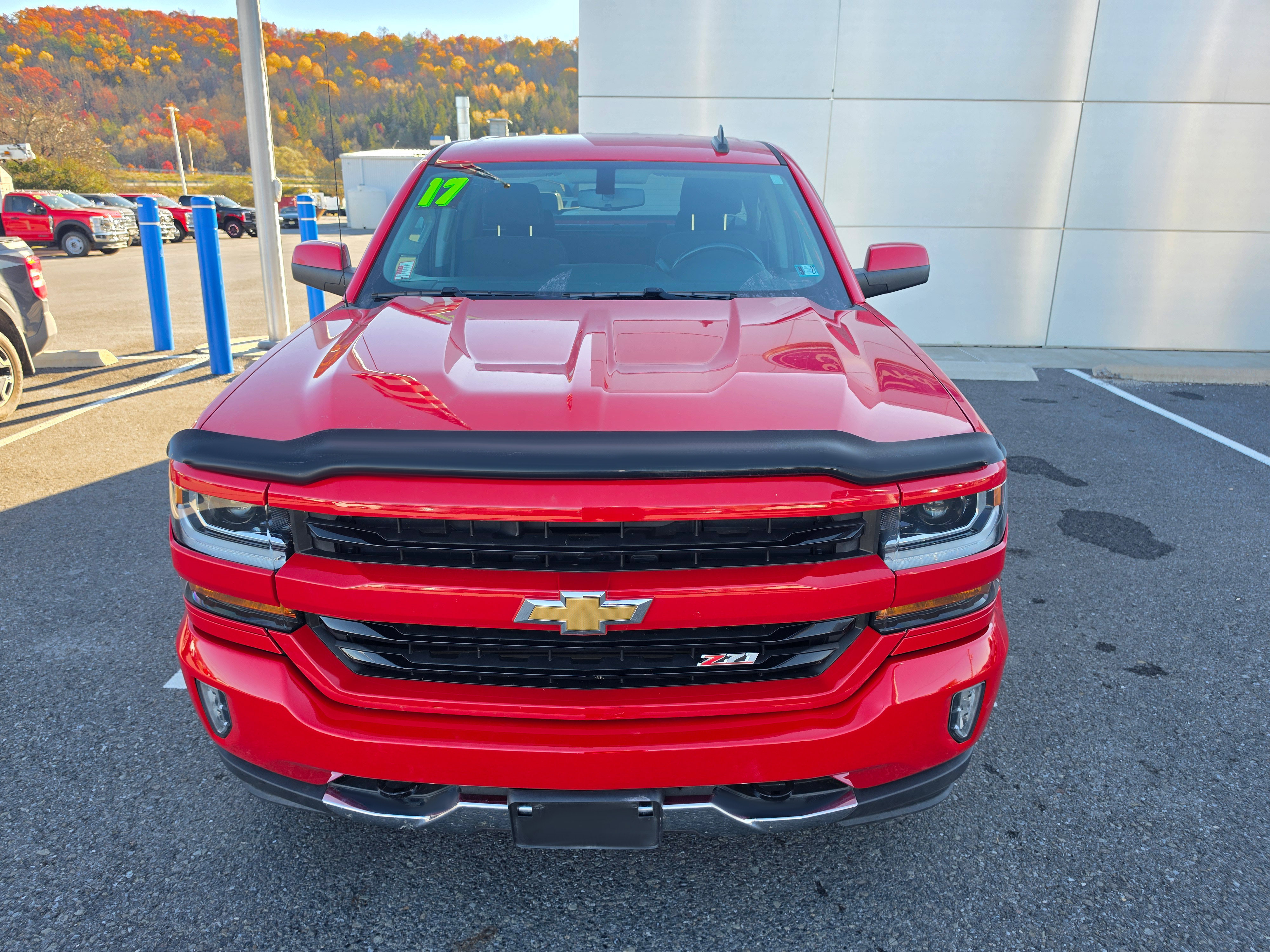Used 2017 Chevrolet Silverado 1500 LT w/ All Star Edition AWD/4WD image 8