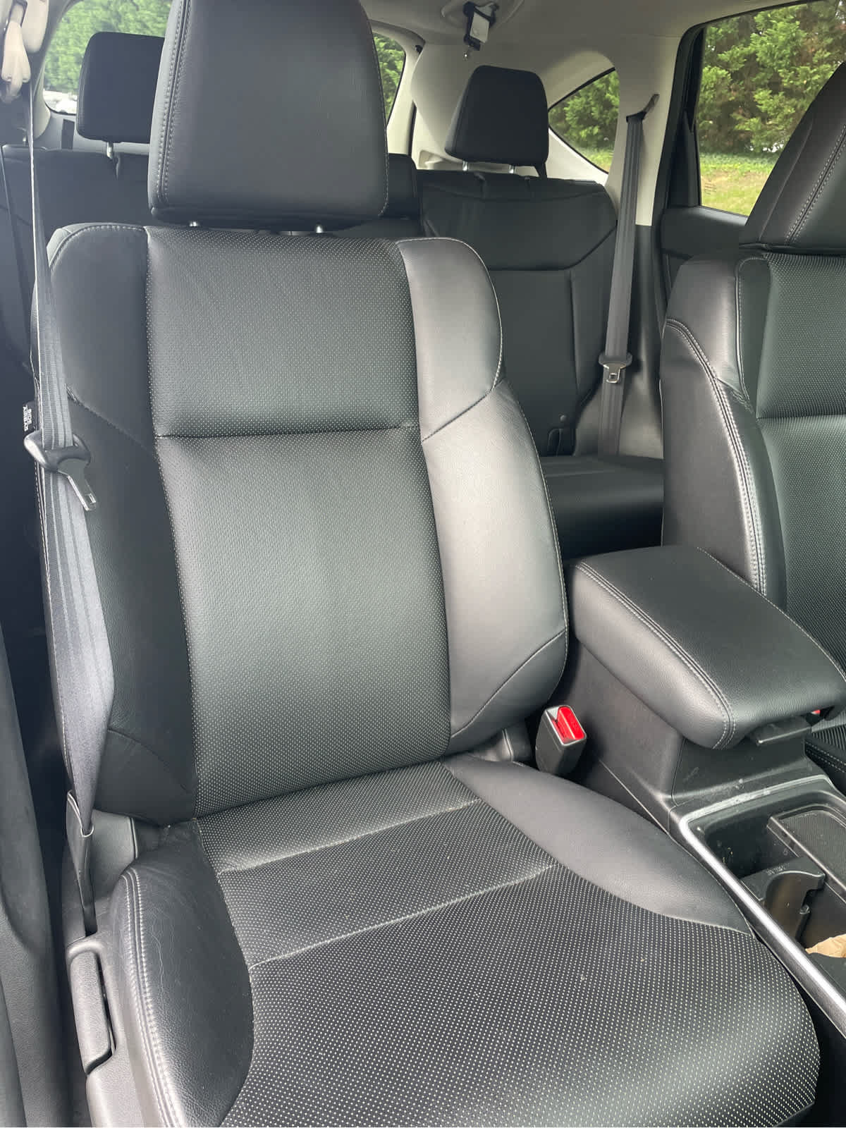 Used 2016 Honda CR-V Touring image 12
