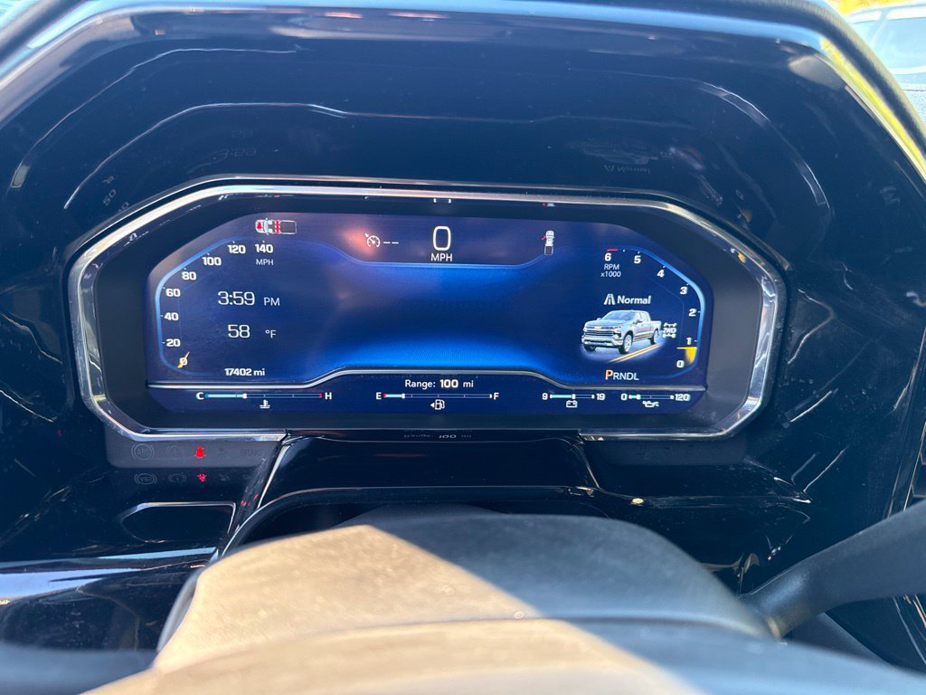 Used 2024 Chevrolet Silverado 1500 LT AWD/4WD image 29
