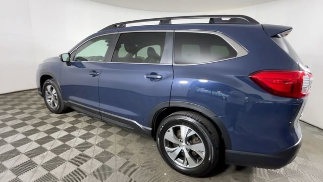Used 2023 Subaru Ascent Premium w/ Convenience Package AWD/4WD image 7