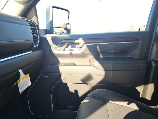 New 2026 GMC Sierra 2500 SLT w/ SLT Premium Package image 35