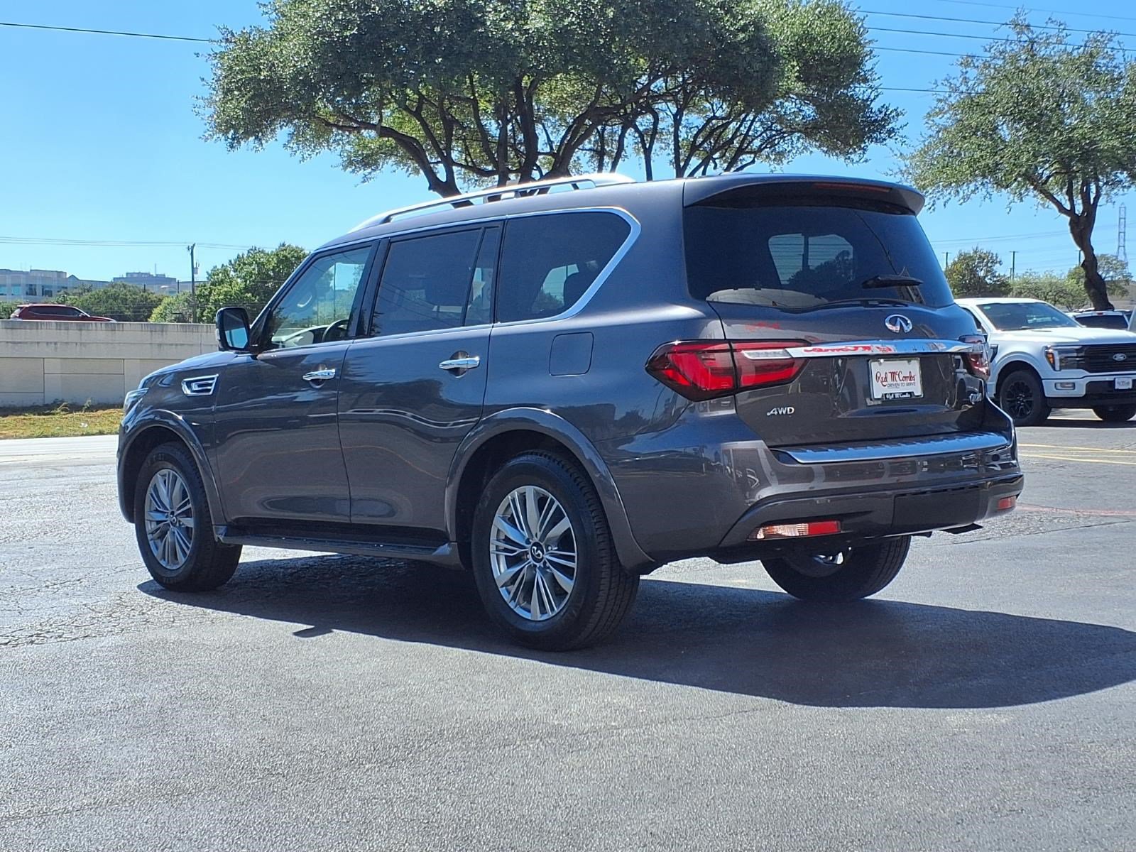 Used 2024 INFINITI QX80 Luxe AWD/4WD image 8