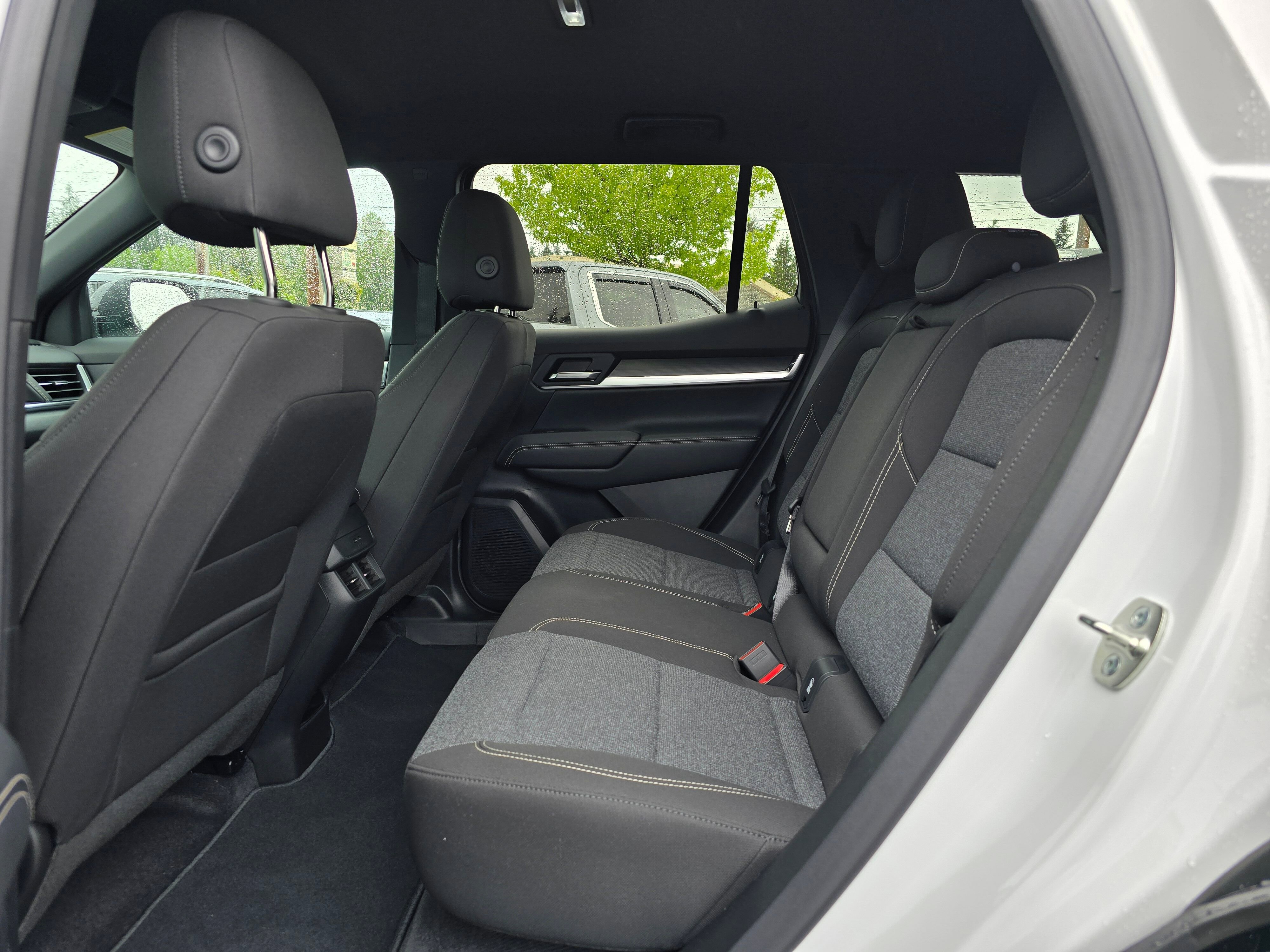 New 2025 GMC Terrain Elevation image 16