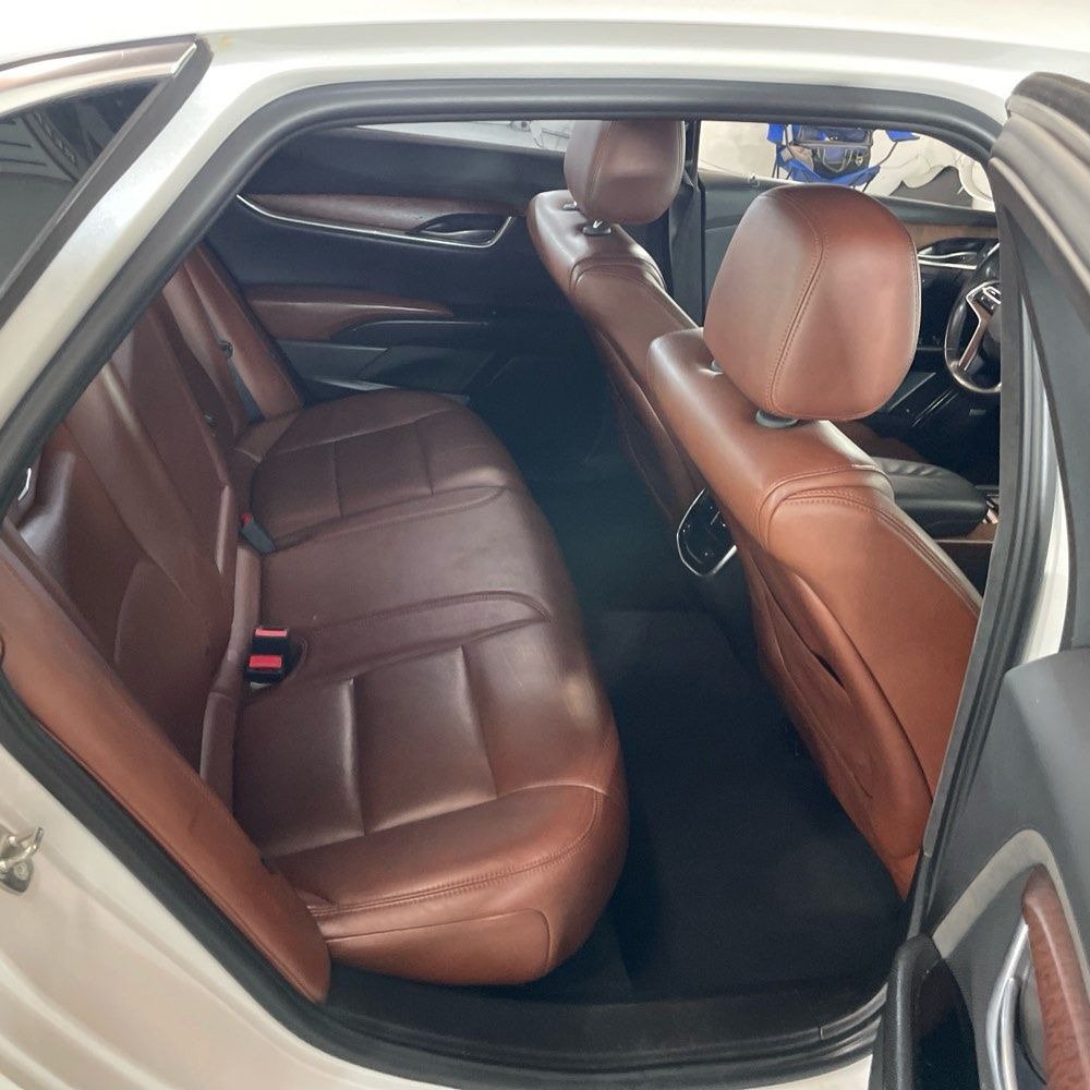 Used 2018 Cadillac XTS Luxury w/ Driver Awareness Package FWD image 11