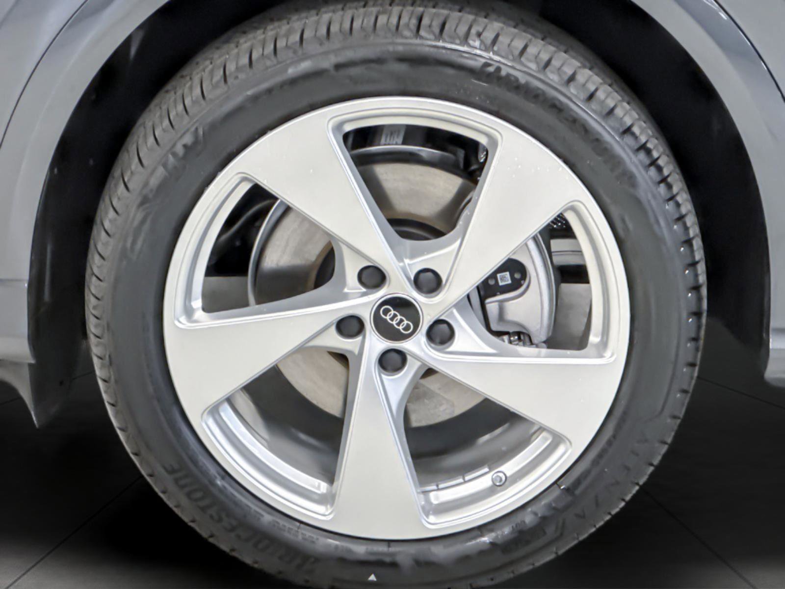 New 2026 Audi Q5 Premium Plus AWD/4WD image 25