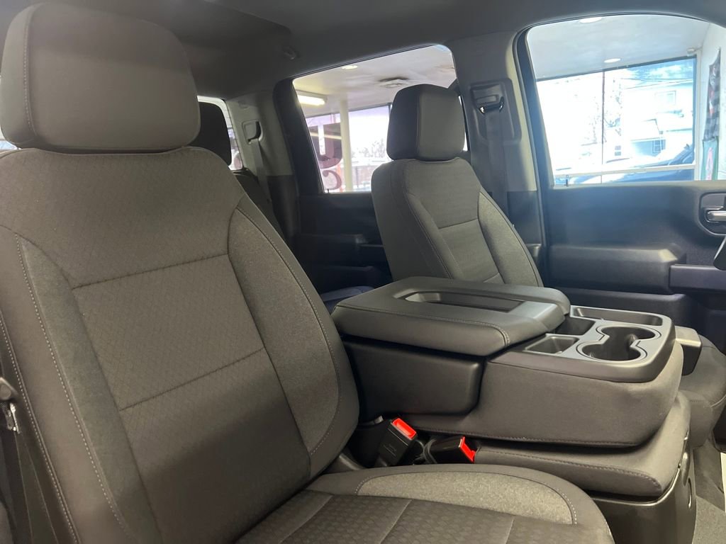 Used 2025 Chevrolet Silverado 2500 Custom w/ Custom Value Package image 45