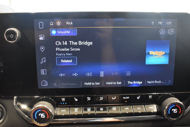 Used 2023 Chevrolet Colorado Z71 w/ Z71 Convenience Package 2 AWD/4WD image 26