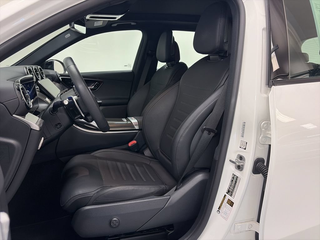 Certified 2025 Mercedes-Benz GLC 43 AMG 4MATIC image 16