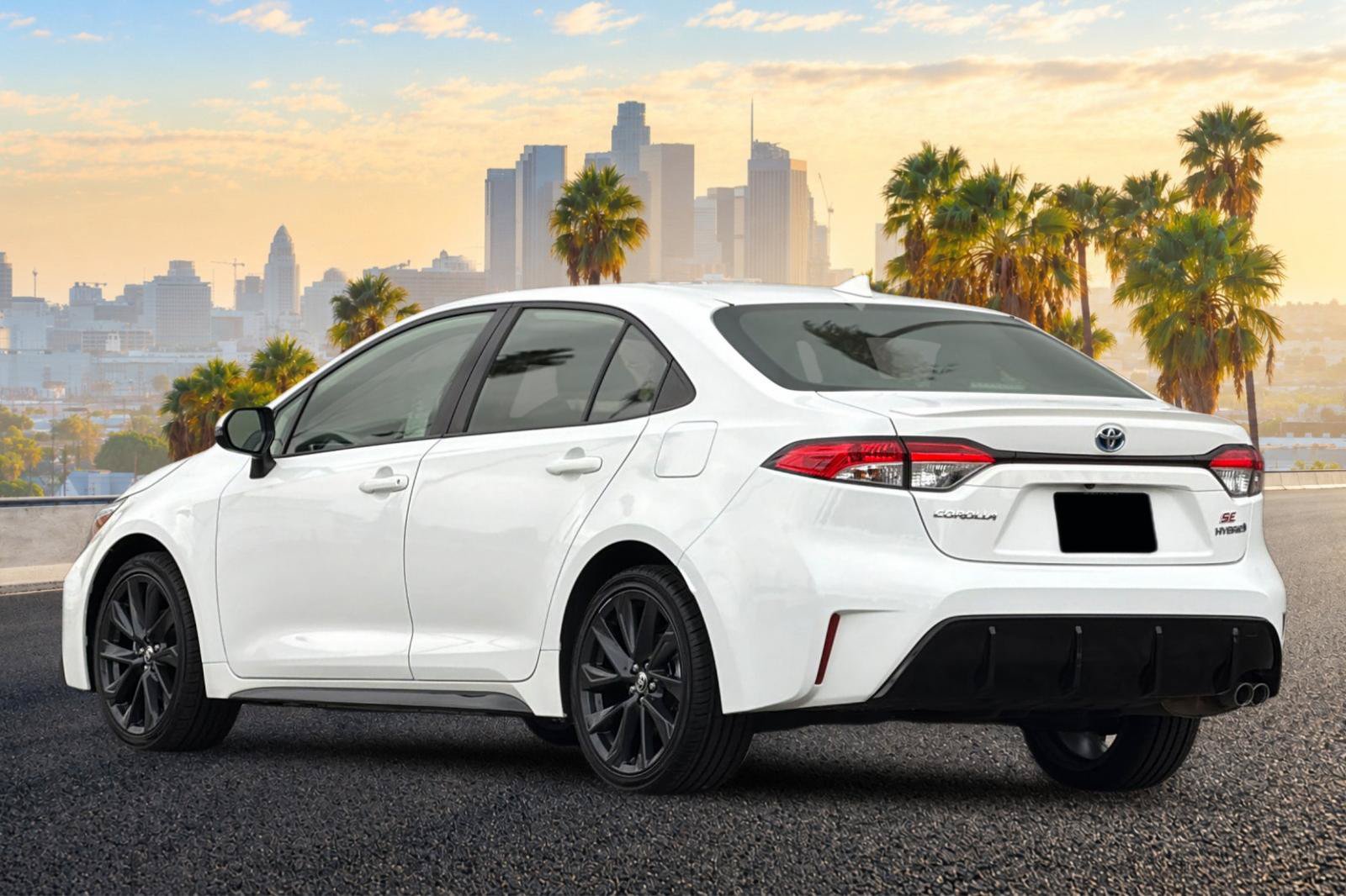 Used 2024 Toyota Corolla SE FWD image 6