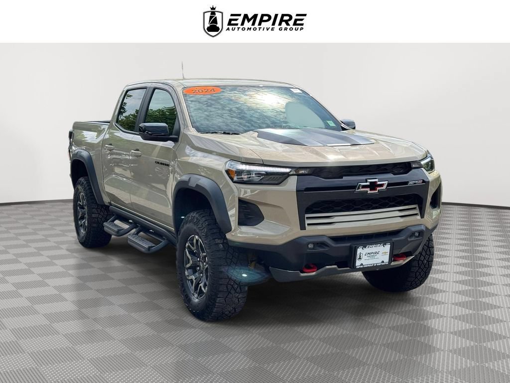 Used 2024 Chevrolet Colorado ZR2 AWD/4WD image 1