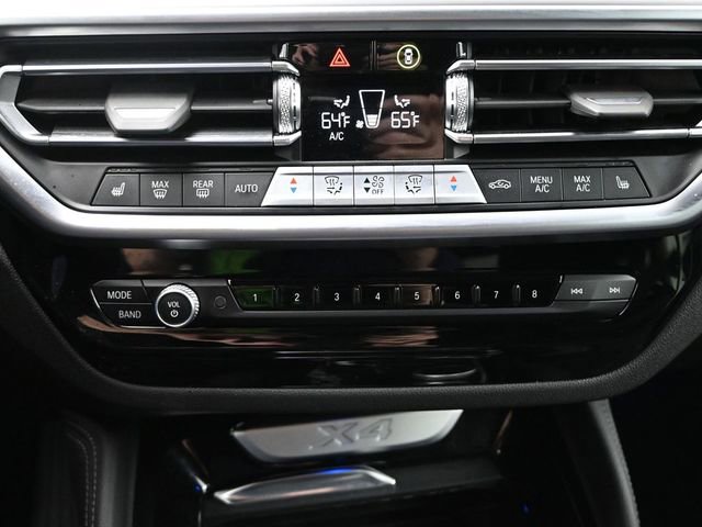Used 2025 BMW X4 xDrive30i AWD/4WD image 23