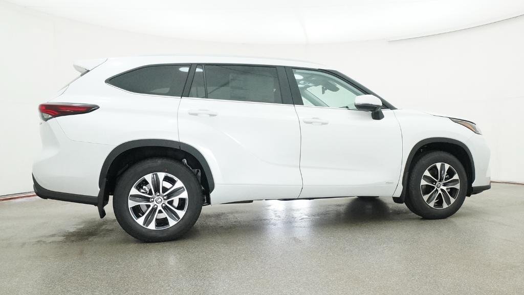 New 2026 Toyota Highlander XLE AWD/4WD image 11