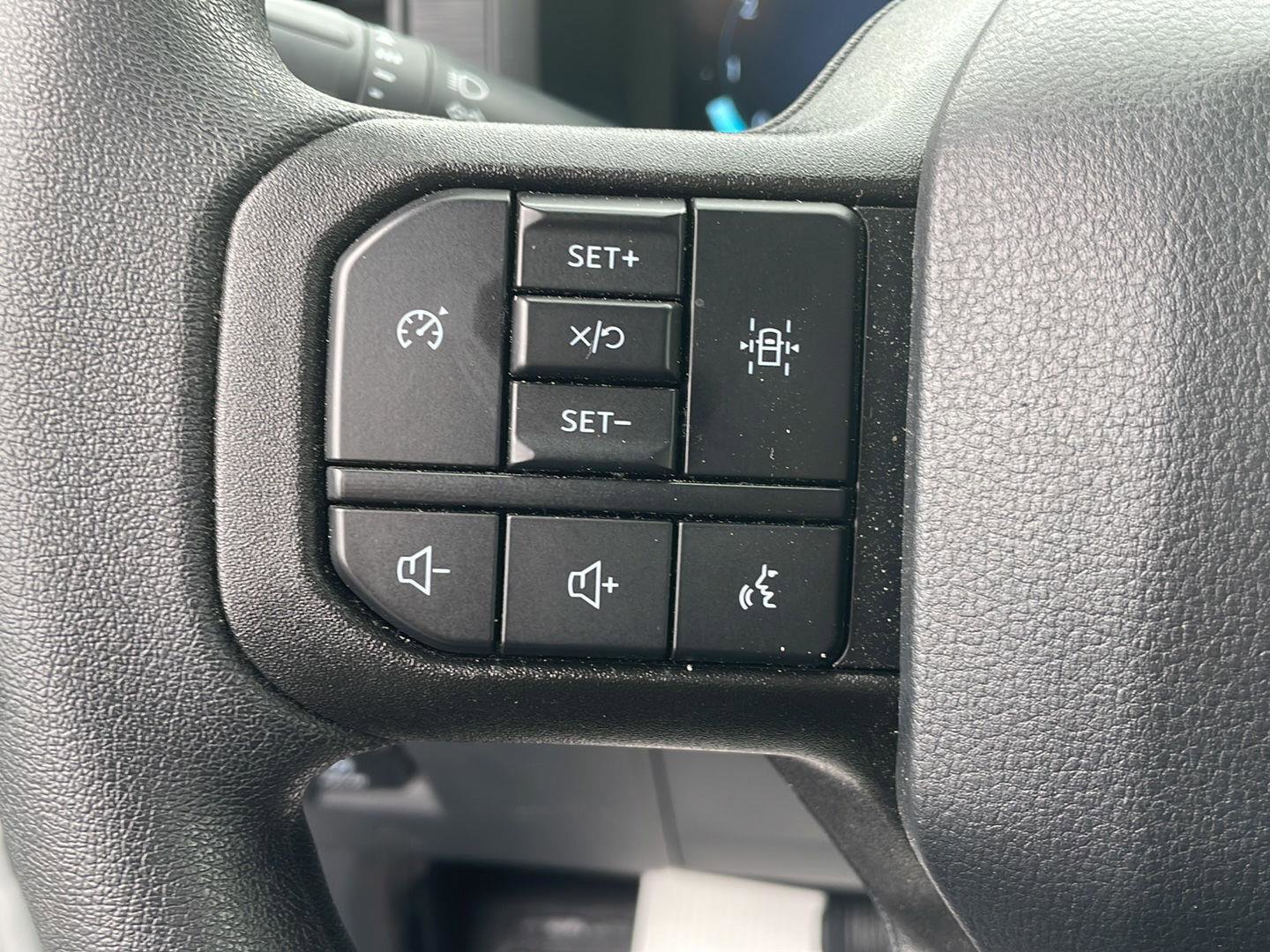 Used 2025 Ford F150 XL AWD/4WD image 16