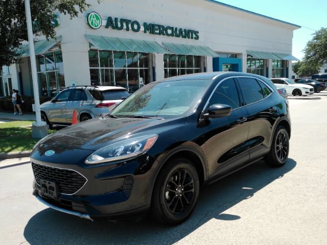 Used 2020 Ford Escape SE FWD image 1