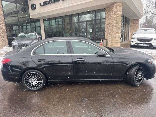 Used 2024 Mercedes-Benz C 300 Sedan video 2