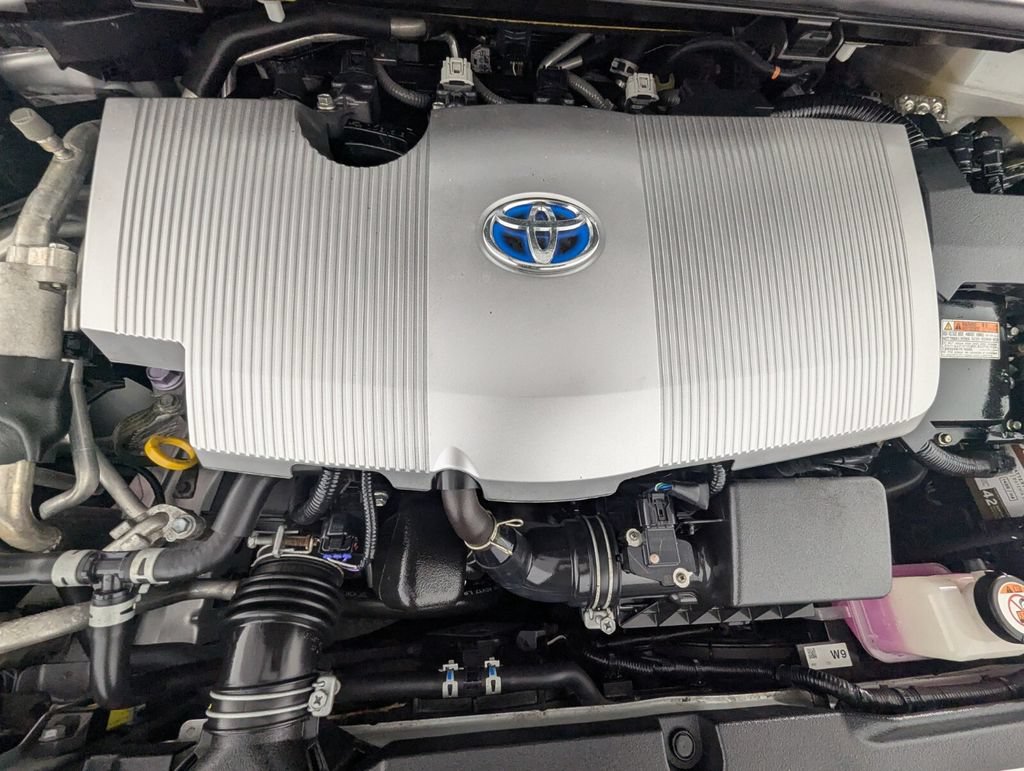 Used 2020 Toyota Prius Prime XLE FWD image 9
