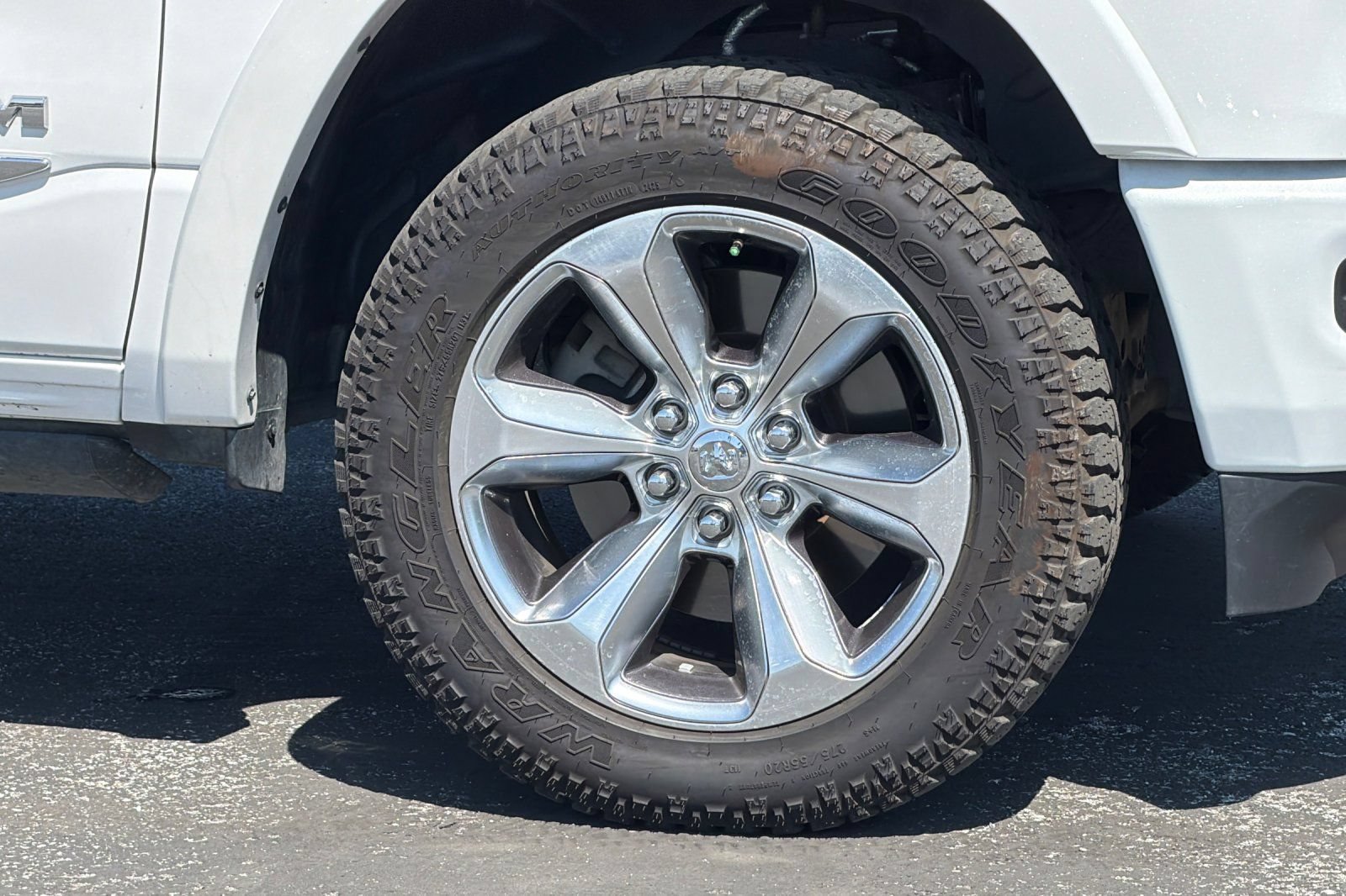 Used 2020 RAM 1500 Limited w/ Advanced Safety Group AWD/4WD image 28