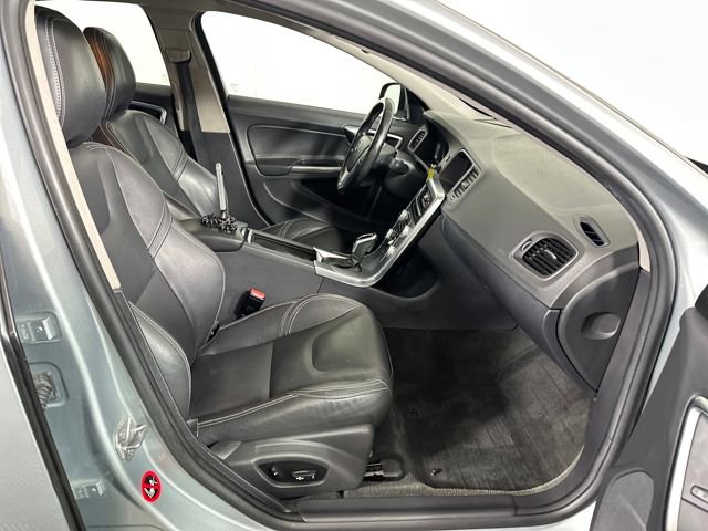 Used 2018 Volvo S60 T5 Dynamic w/ Protection Package image 26