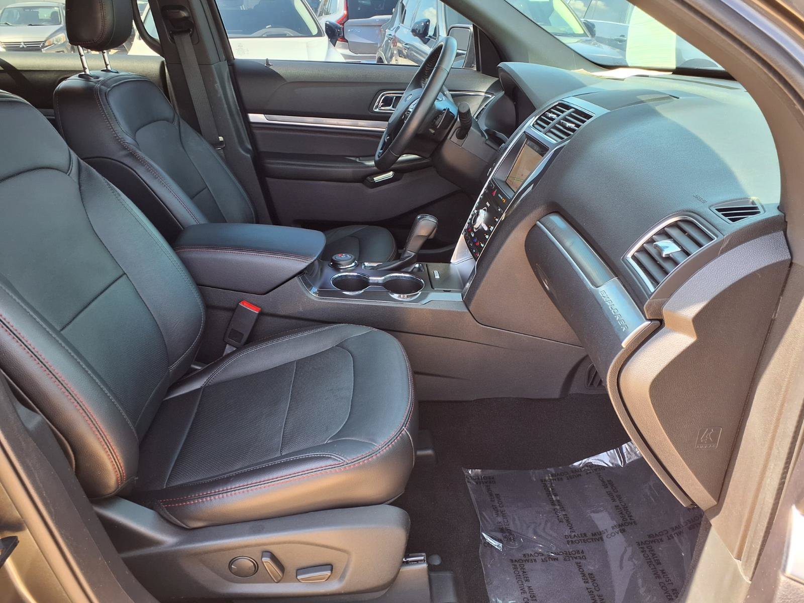 Used 2019 Ford Explorer Sport w/ Equipment Group 401A AWD/4WD image 11