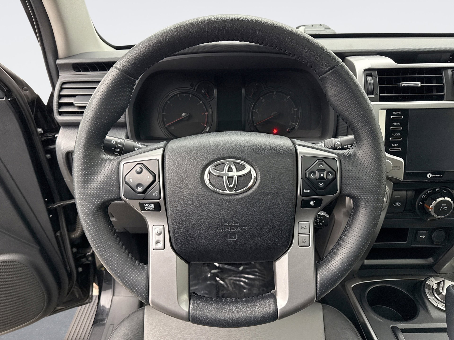 Used 2020 Toyota 4Runner SR5 Premium w/ Moonroof Package image 12