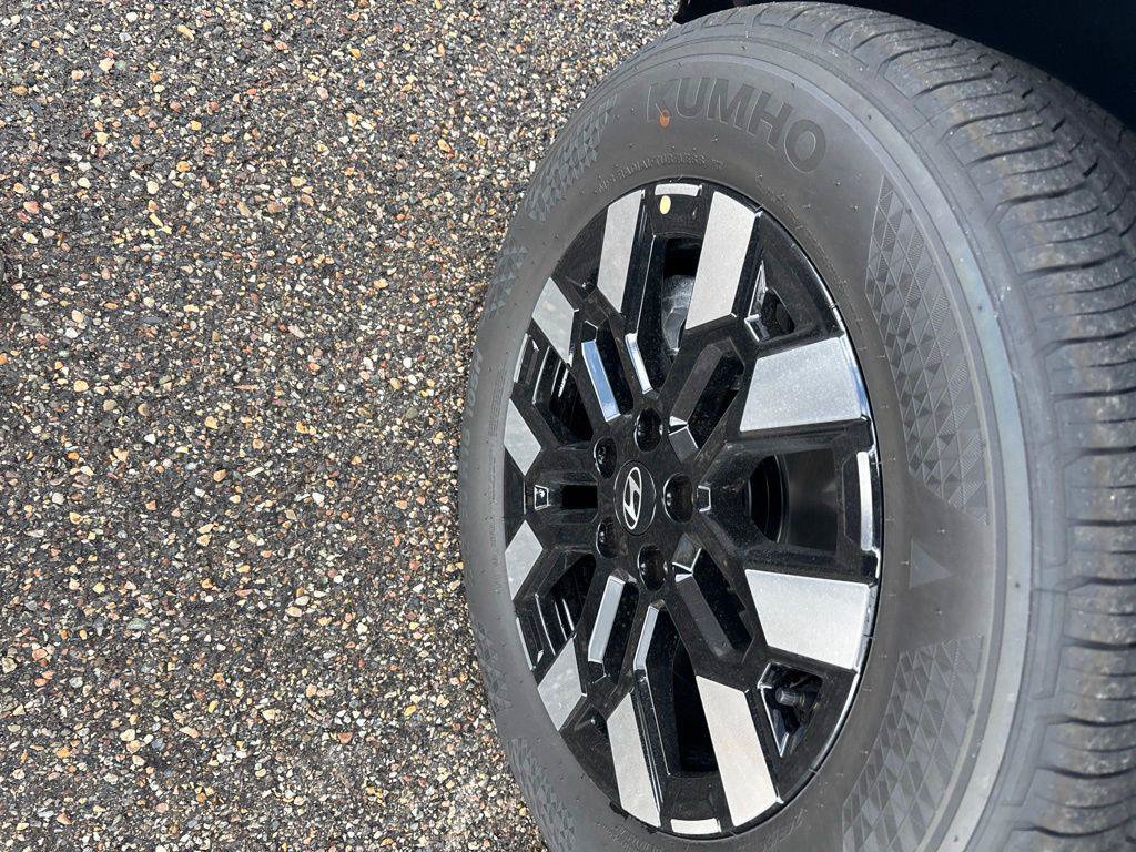 New 2027 Hyundai Santa Cruz SE AWD/4WD image 10