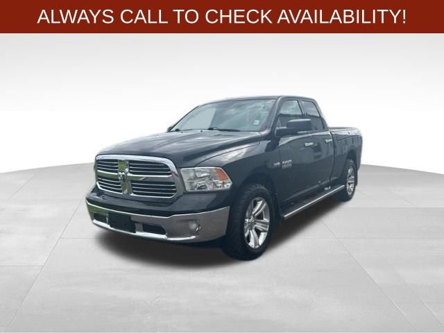 Used 2017 RAM 1500 Classic SLT w/ SLT Plus D￩cor Group AWD/4WD image 3