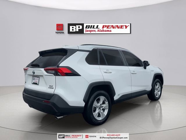 Used 2021 Toyota RAV4 XLE w/ Convenience Package image 5