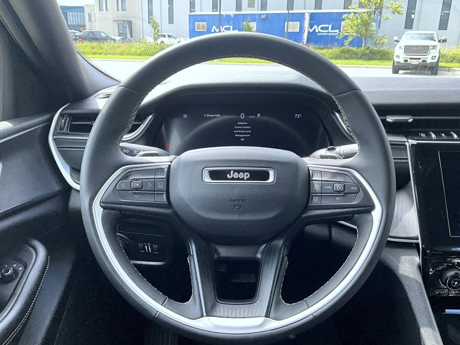 Used 2024 Jeep Grand Cherokee Altitude image 12