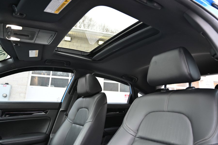 Used 2024 Honda Civic Sport Touring image 3