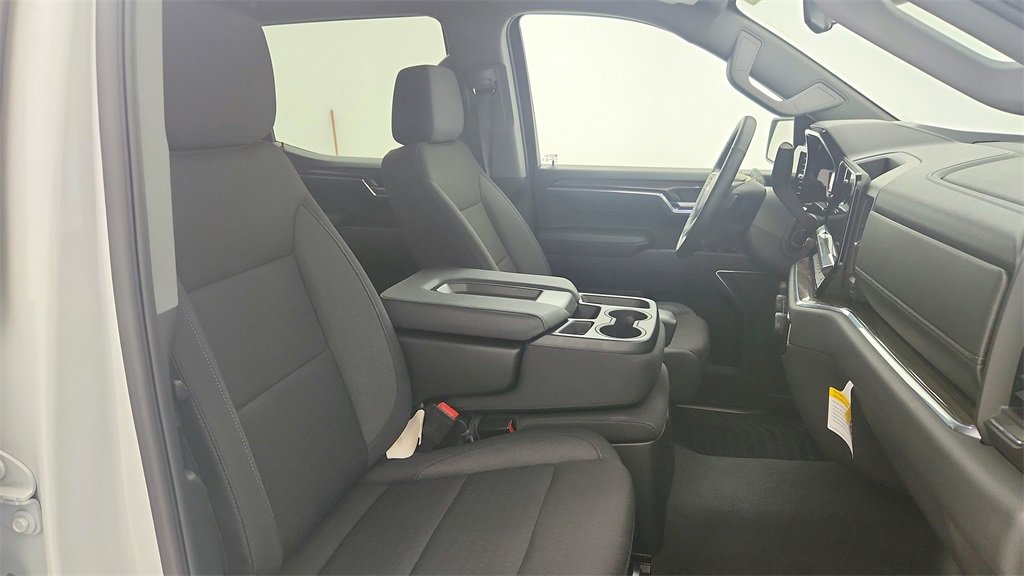 Certified 2025 Chevrolet Silverado 1500 LT w/ Safety Package image 32