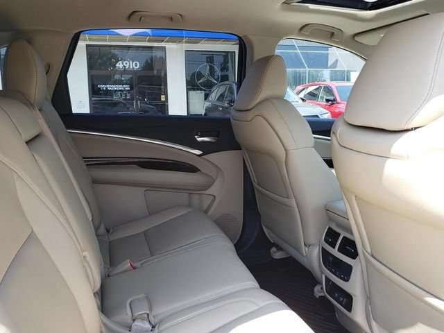 Used 2017 Acura MDX w/ Technology Package AWD/4WD image 19