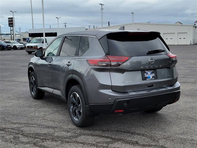 New 2026 Nissan Rogue S image 7
