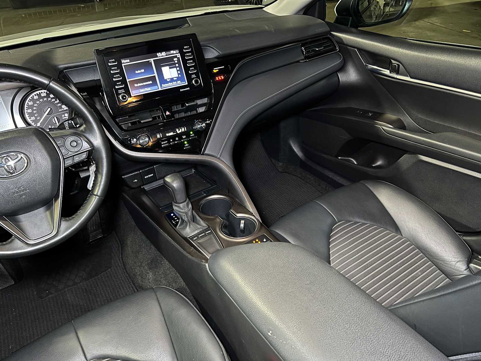 Used 2023 Toyota Camry SE w/ Cold Weather Package image 35