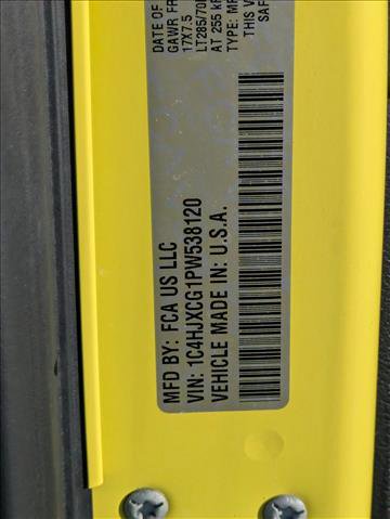 Used 2023 Jeep Wrangler Rubicon AWD/4WD image 25