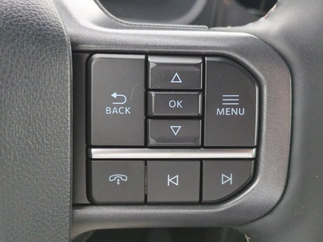 Used 2023 Ford F150 Lightning Lariat AWD/4WD image 18