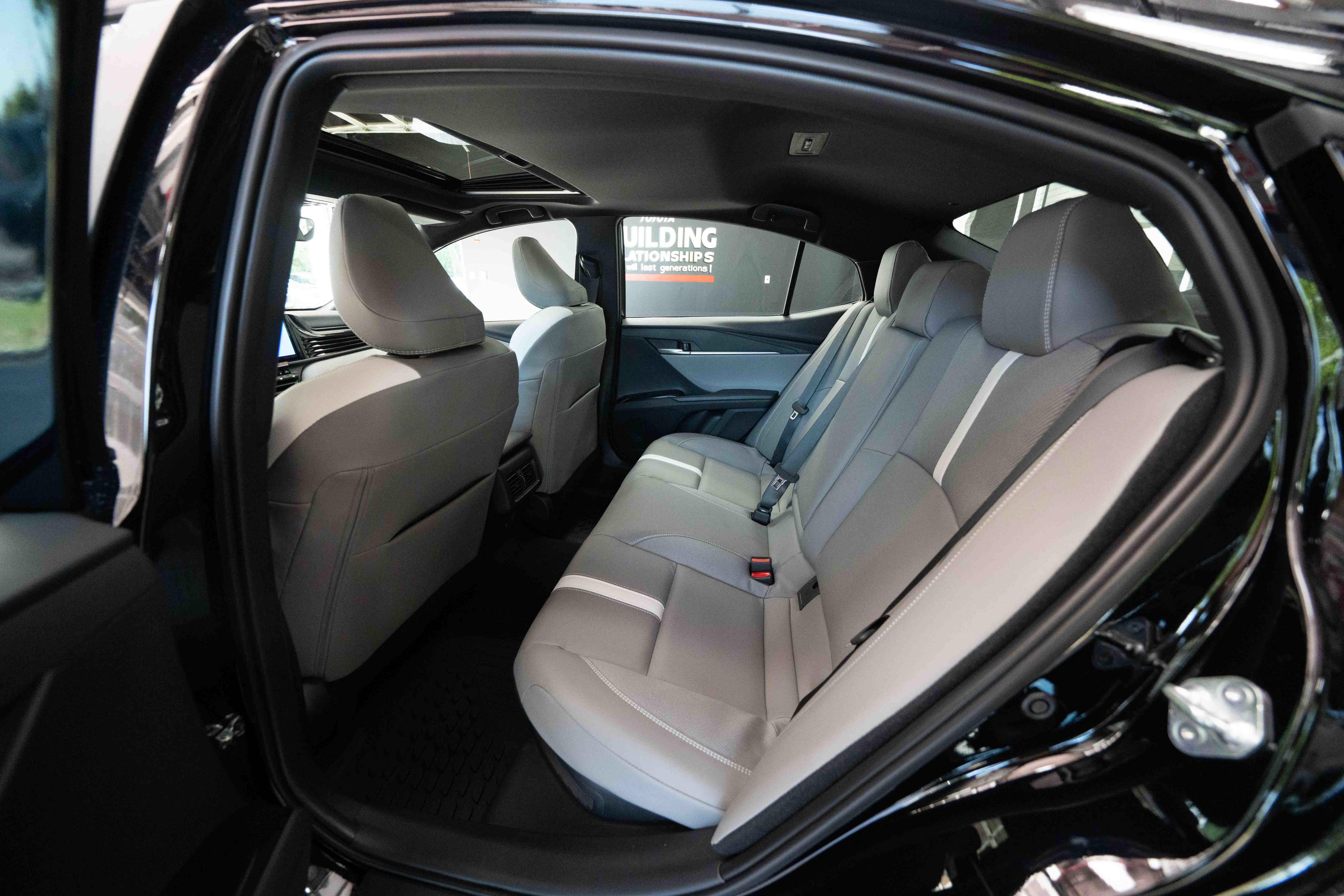 New 2026 Toyota Camry SE w/ Multimedia Upgrade Package AWD/4WD image 23