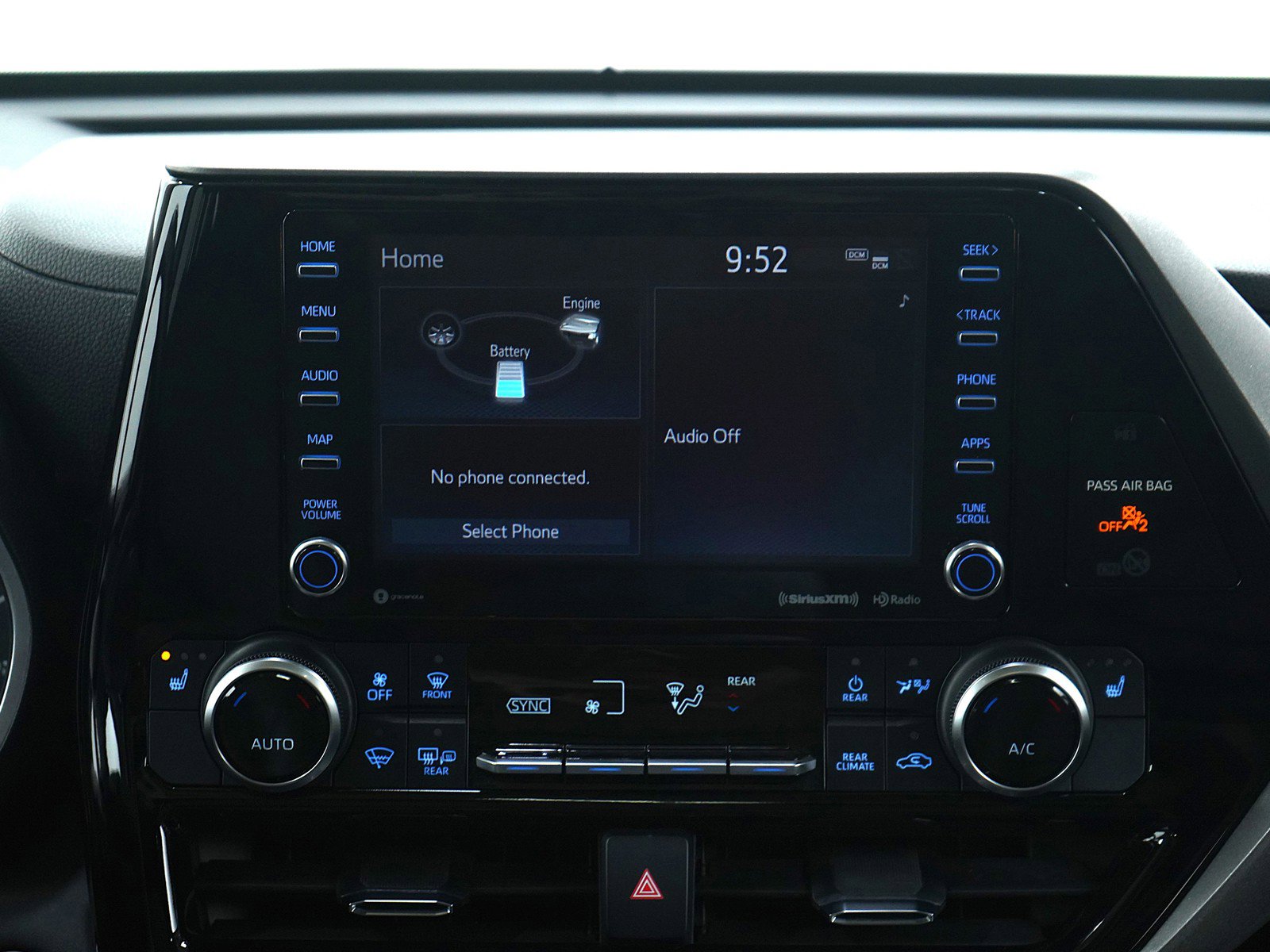 Used 2021 Toyota Highlander XLE image 15