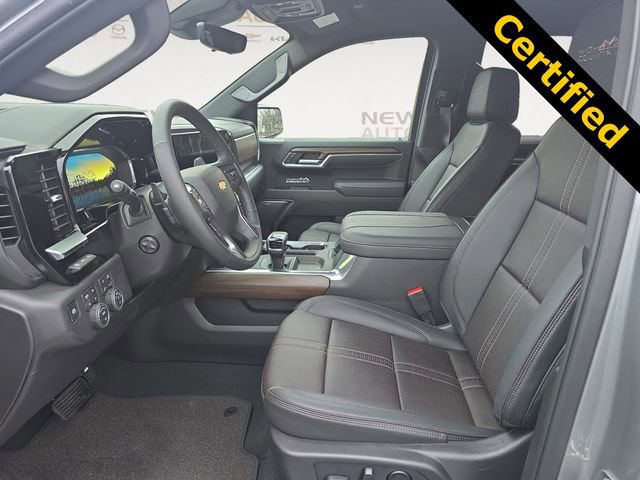 Used 2026 Chevrolet Silverado 1500 High Country w/ Technology Package AWD/4WD image 9