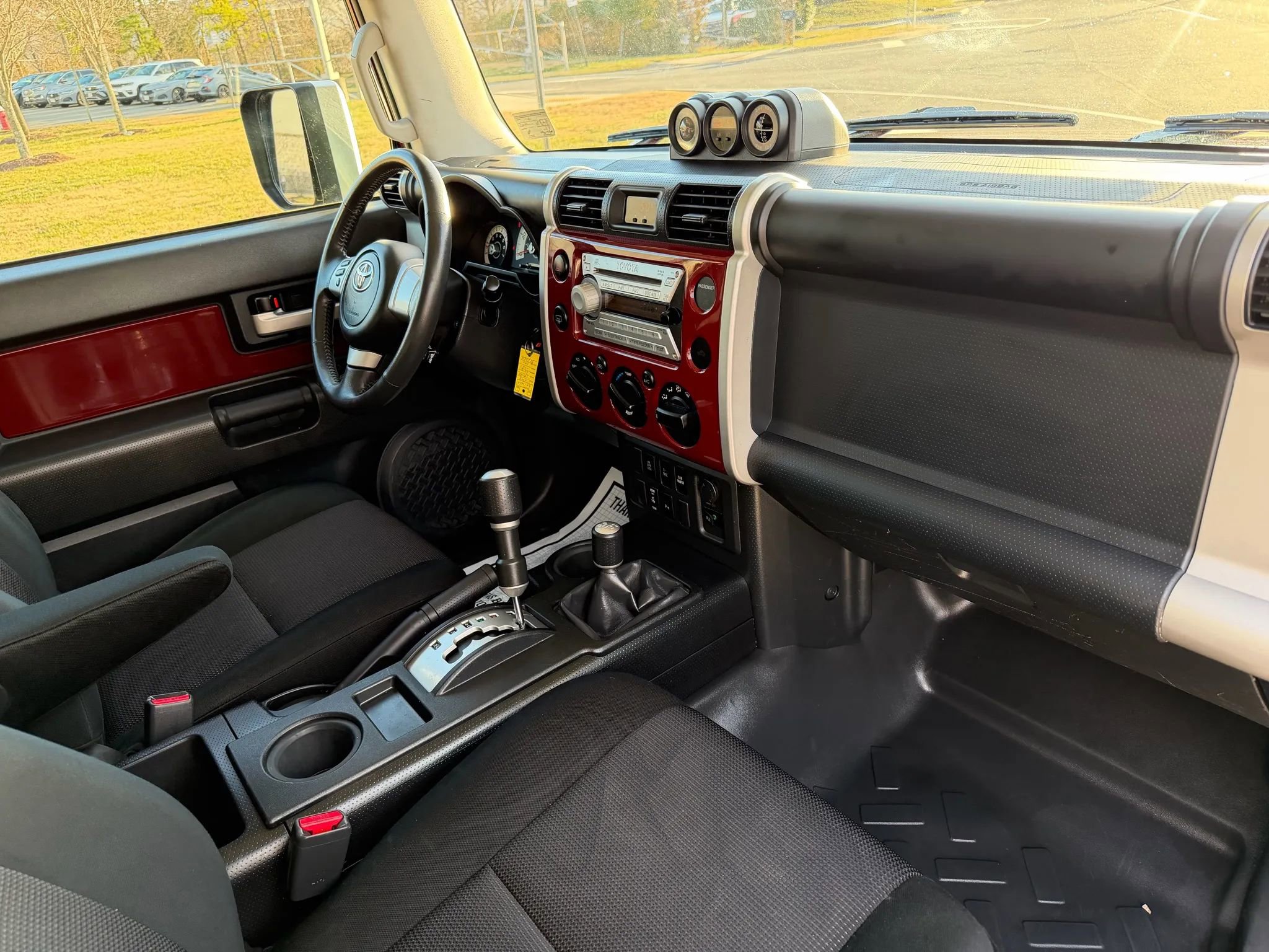 Used 2008 Toyota FJ Cruiser 4WD image 30