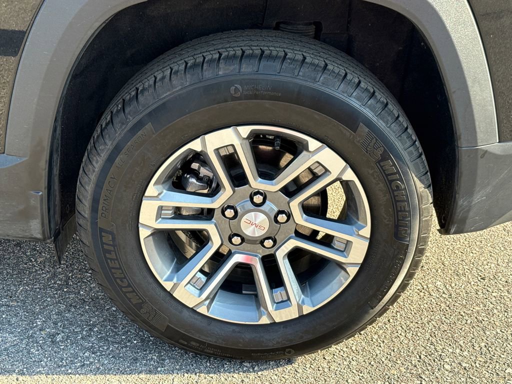 Certified 2025 GMC Terrain Elevation image 19