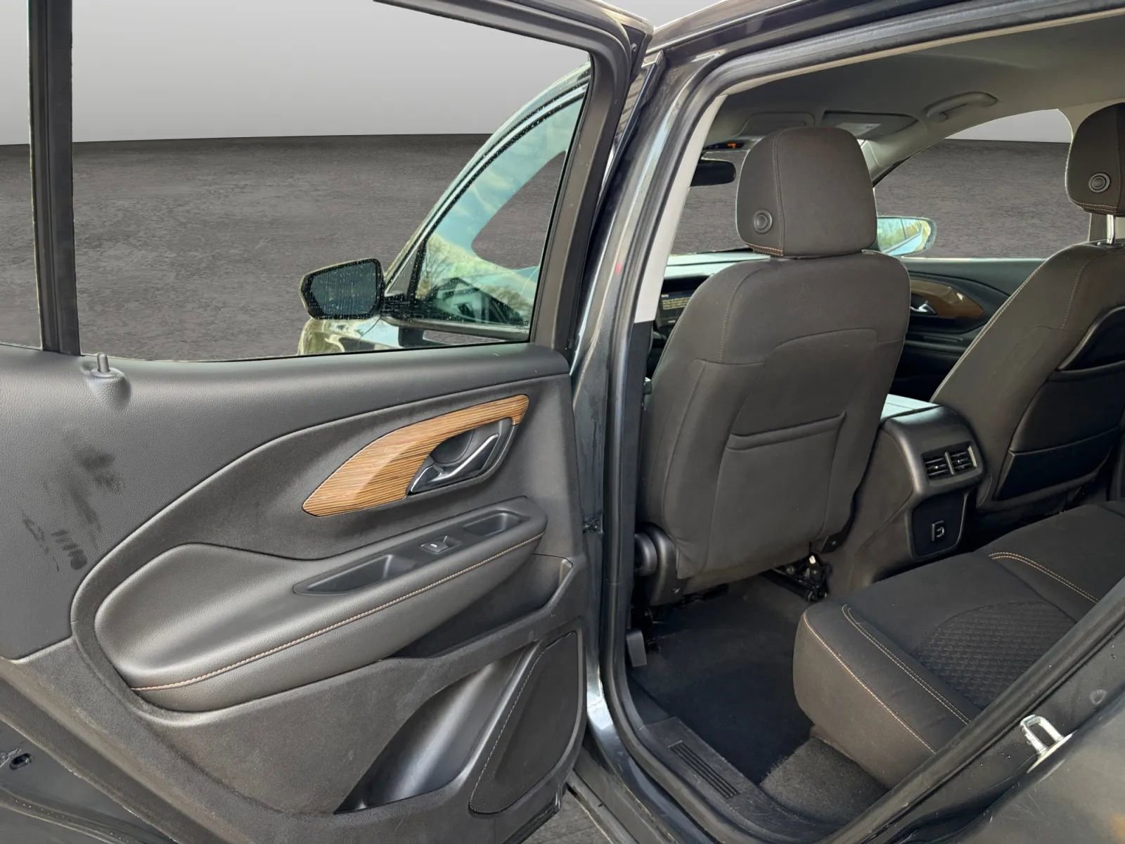 Used 2018 GMC Terrain SLE AWD/4WD image 12