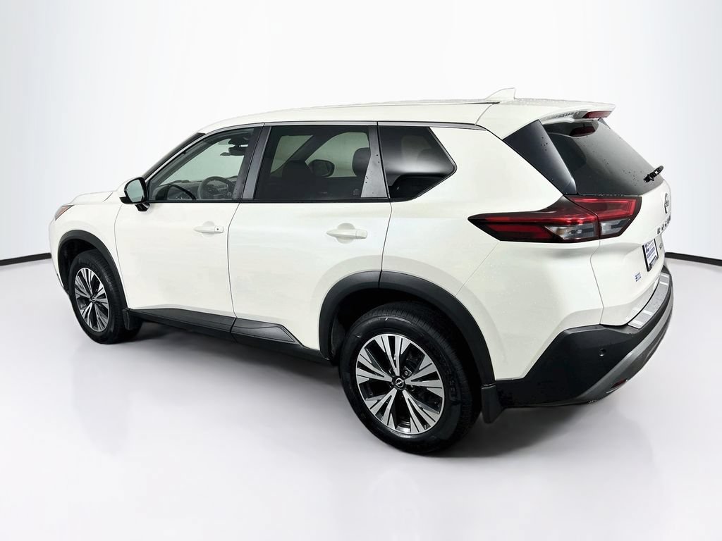 Used 2023 Nissan Rogue SV AWD/4WD image 5