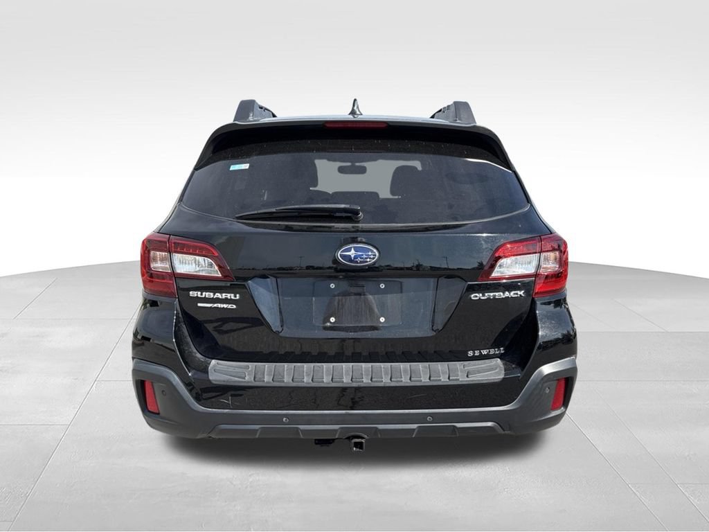Used 2018 Subaru Outback 2.5i Limited AWD/4WD image 5