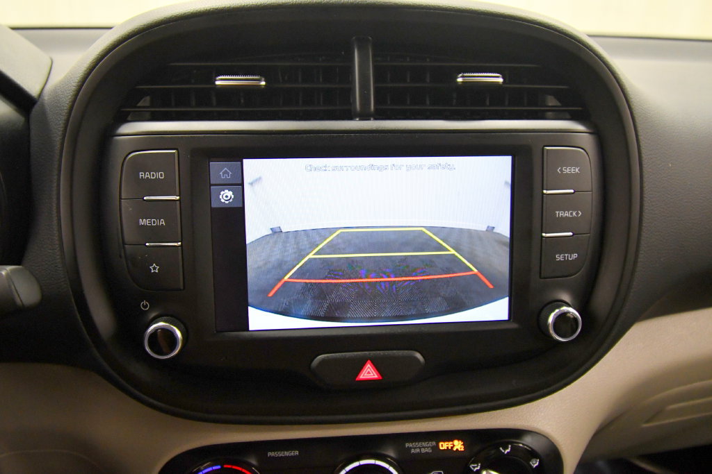 Certified 2025 Kia Soul LX FWD image 23