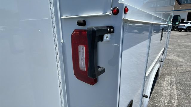 New 2026 Chevrolet Express 3500 w/ Power Convenience Package RWD image 19
