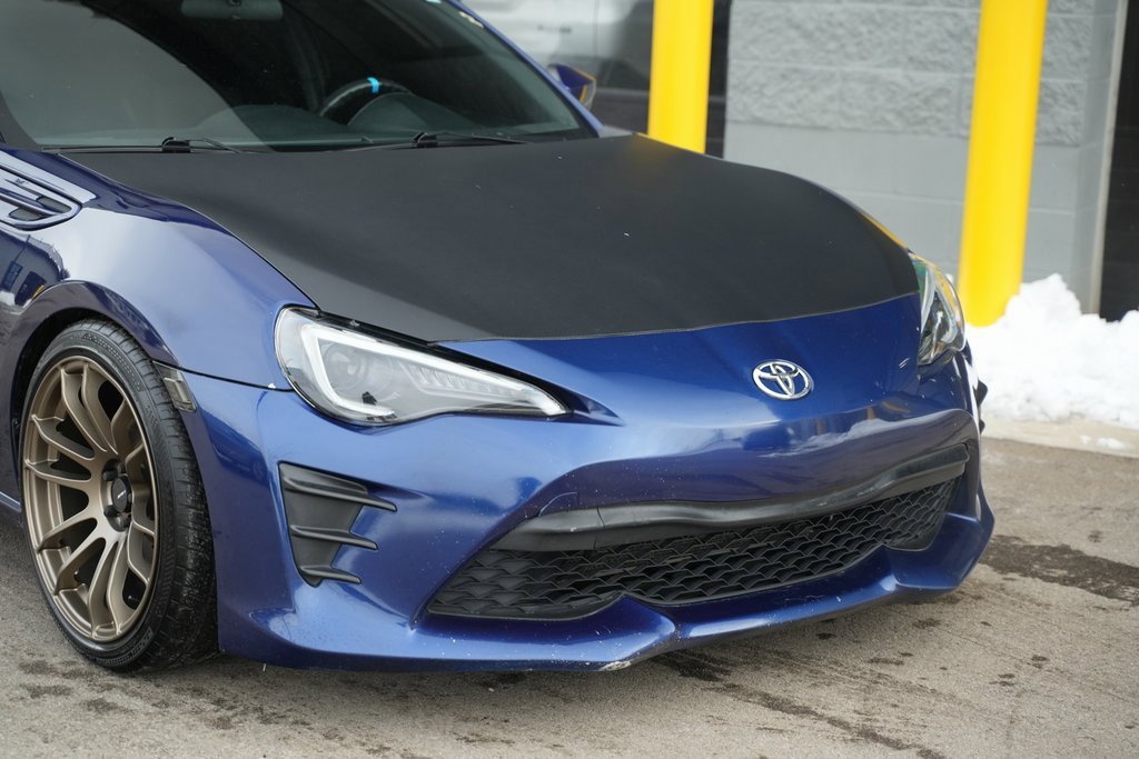 Used 2017 Toyota 86 image 30